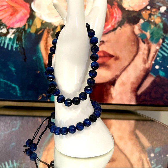 Handmade genuine gemstone bracelet. This Blue Tiger’s Eye bracelet is adjustable - Picture 3 of 10